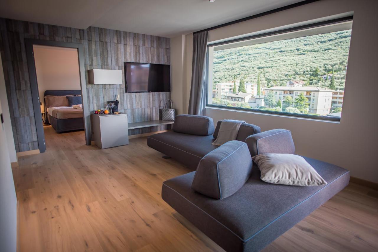 Hotel Villa Enrica Riva del Garda Dış mekan fotoğraf